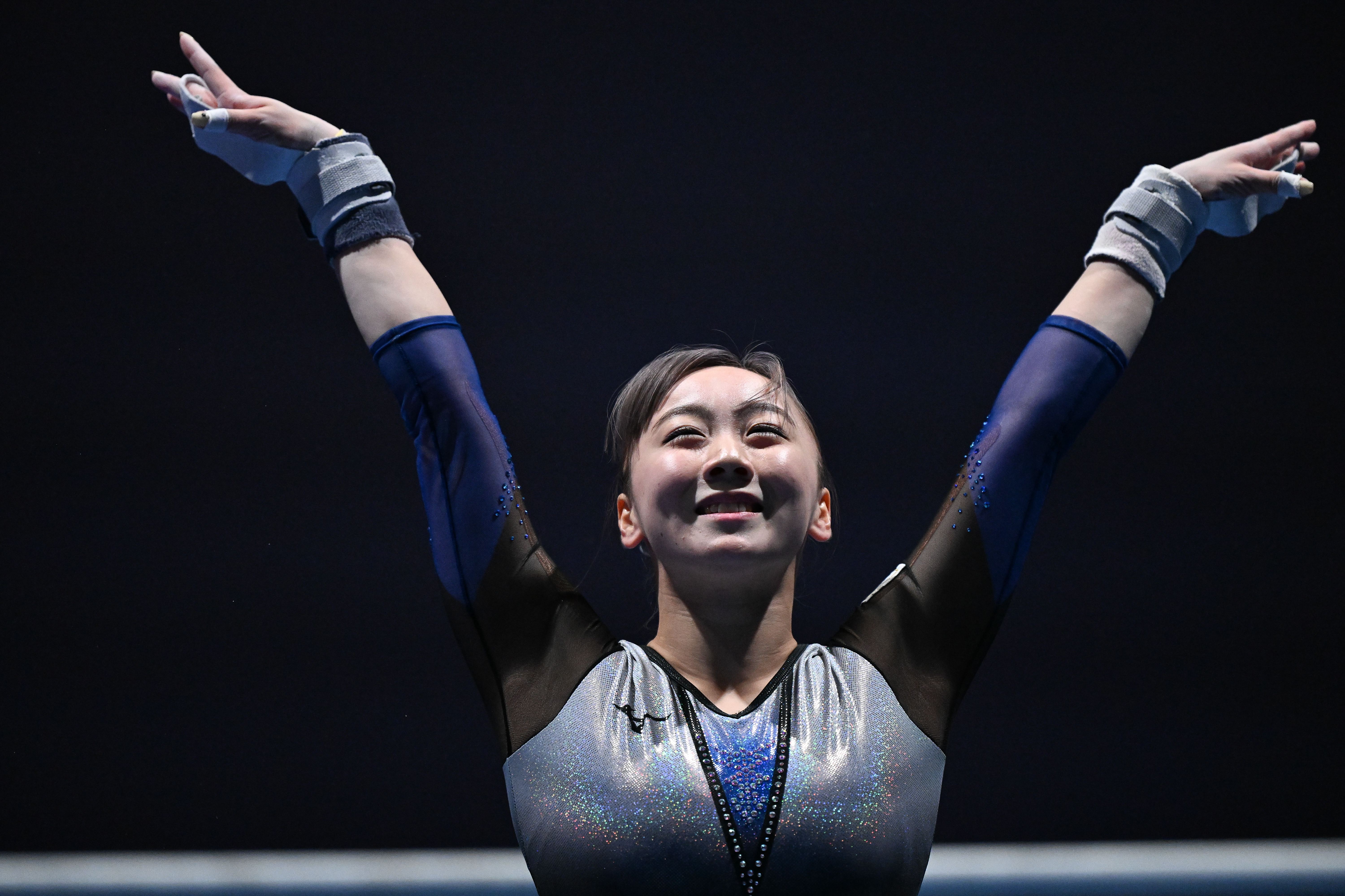 包含体操决赛震撼开打,巅峰对决引爆全场的词条 包含体操决赛震撼开打,巅峰对决引爆全场的词条