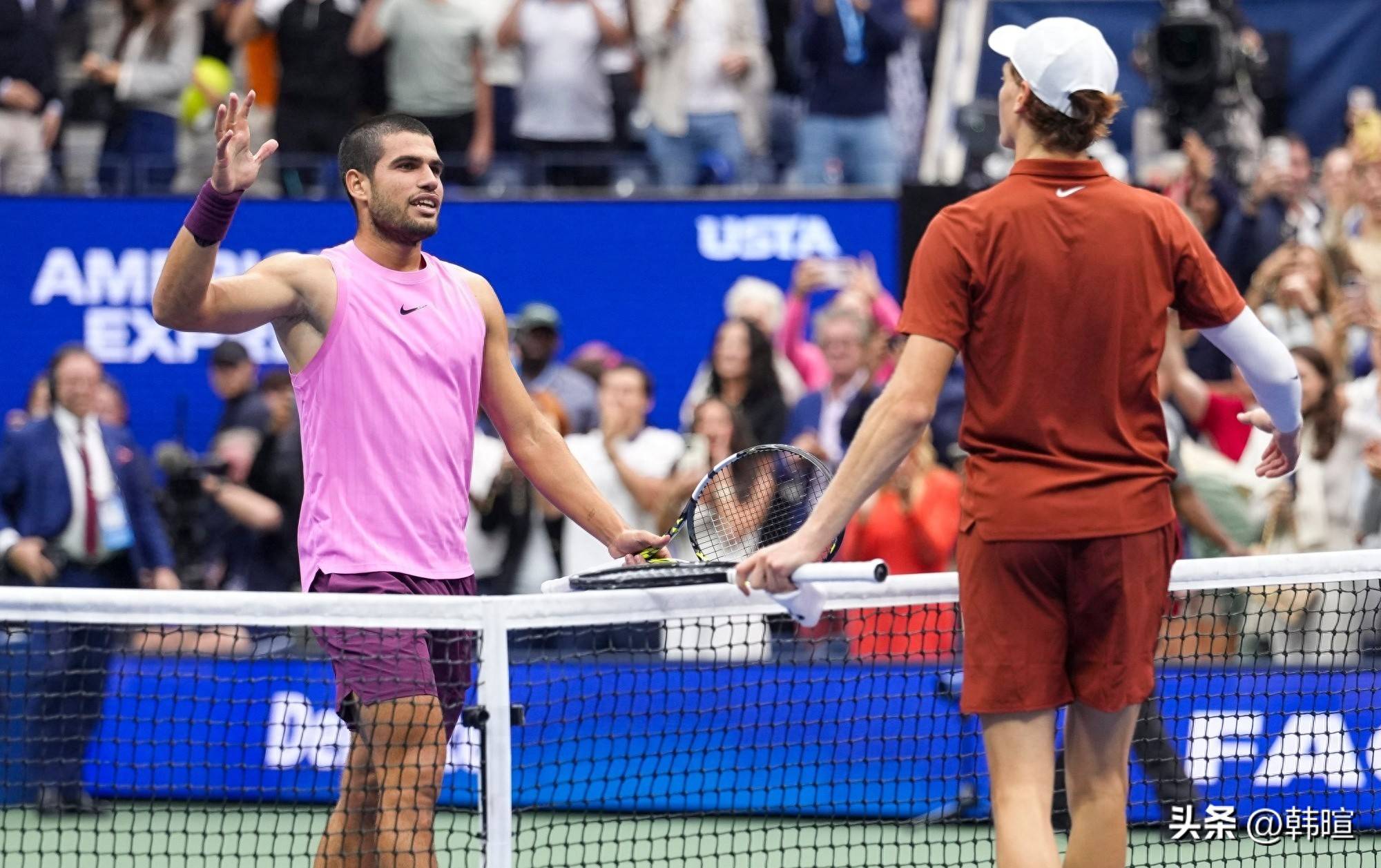 ATP总决赛翻盘年终总决赛，阿尔卡拉斯带队取胜的简单介绍
