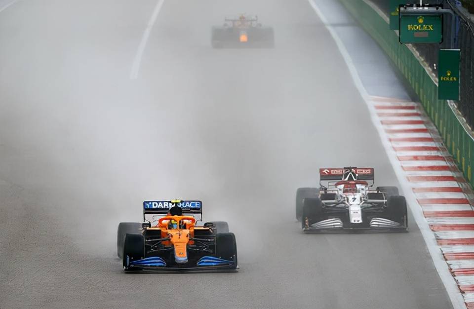 迈凯伦碾压威廉姆斯，汉密尔顿关键制胜