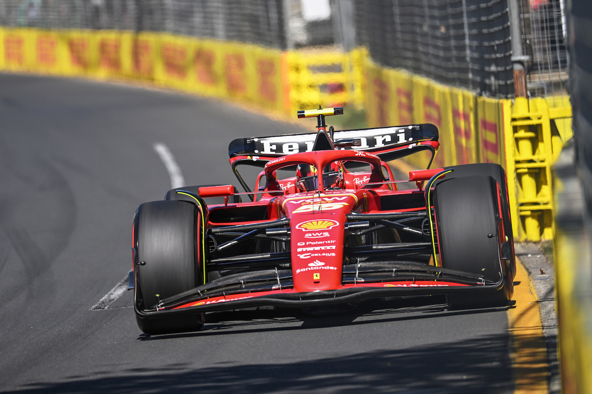 红牛车队完胜索伯车队，佩雷兹扛起全队