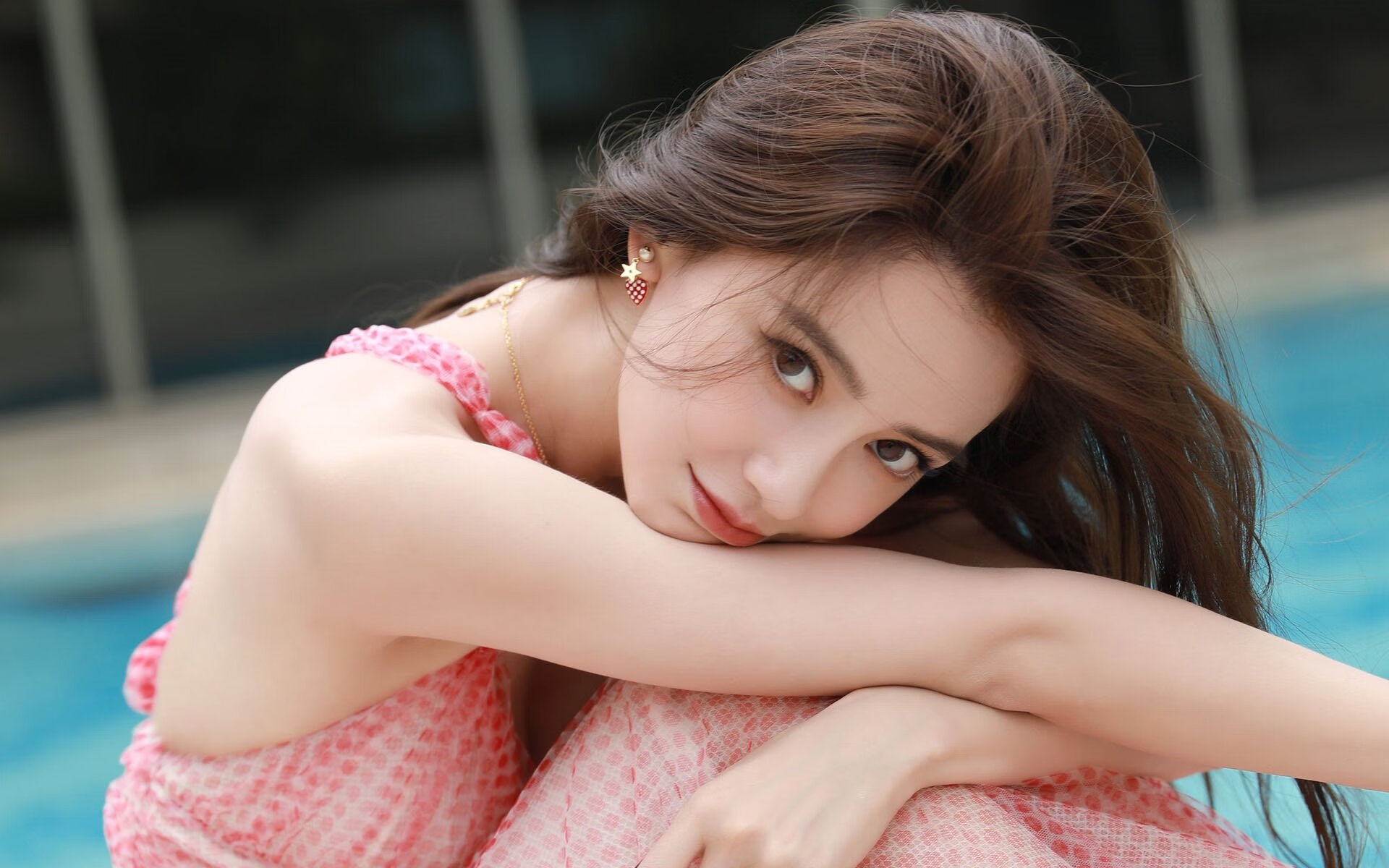 两种胜利，一种坚持，从蒙特卡洛的风到都灵的堡垒，梅德韦杰夫扛起的不只是自己