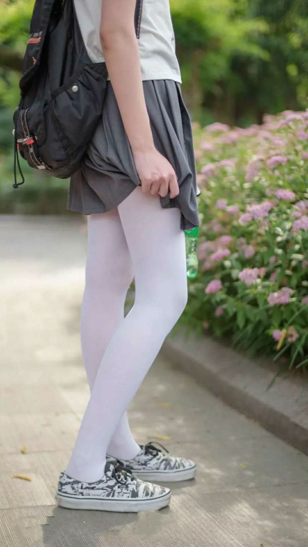 双星闪耀!队长京多安引领风暴,土耳其钢铁防线正面击溃奥地利