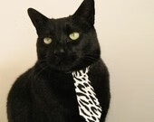 爱游戏APP-唯一性的交响，当F1街道赛的轰鸣遇见足球的奇迹—勒沃库森险胜委内瑞拉的隐喻